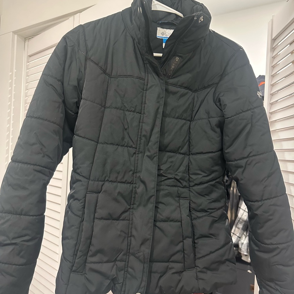 Columbia Women's Black Puffer Jacket